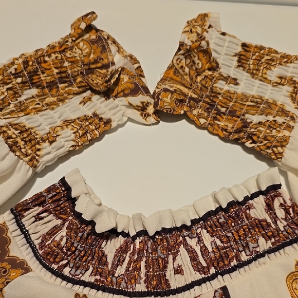 Impressions Gold and Cream Long Sleeve Blouse L - Picture 6 of 6